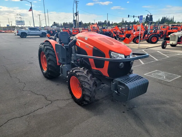 Actual stock photo 4 of 2022 Kubota M5N-111HD24, stock K99229