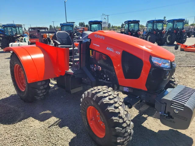 Actual stock photo 3 of Kubota M6L-111SDS, stock 026184