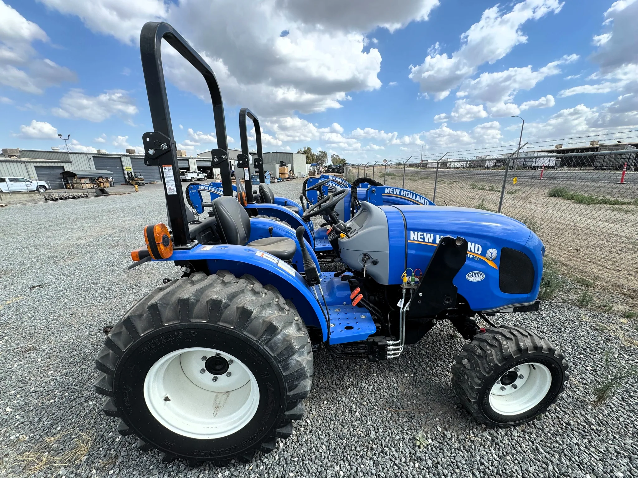 Actual stock photo of New Holland WMR 35, stock 017117