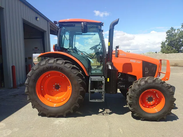 Actual stock photo 3 of Kubota M6-141DTC-F-, stock 023990