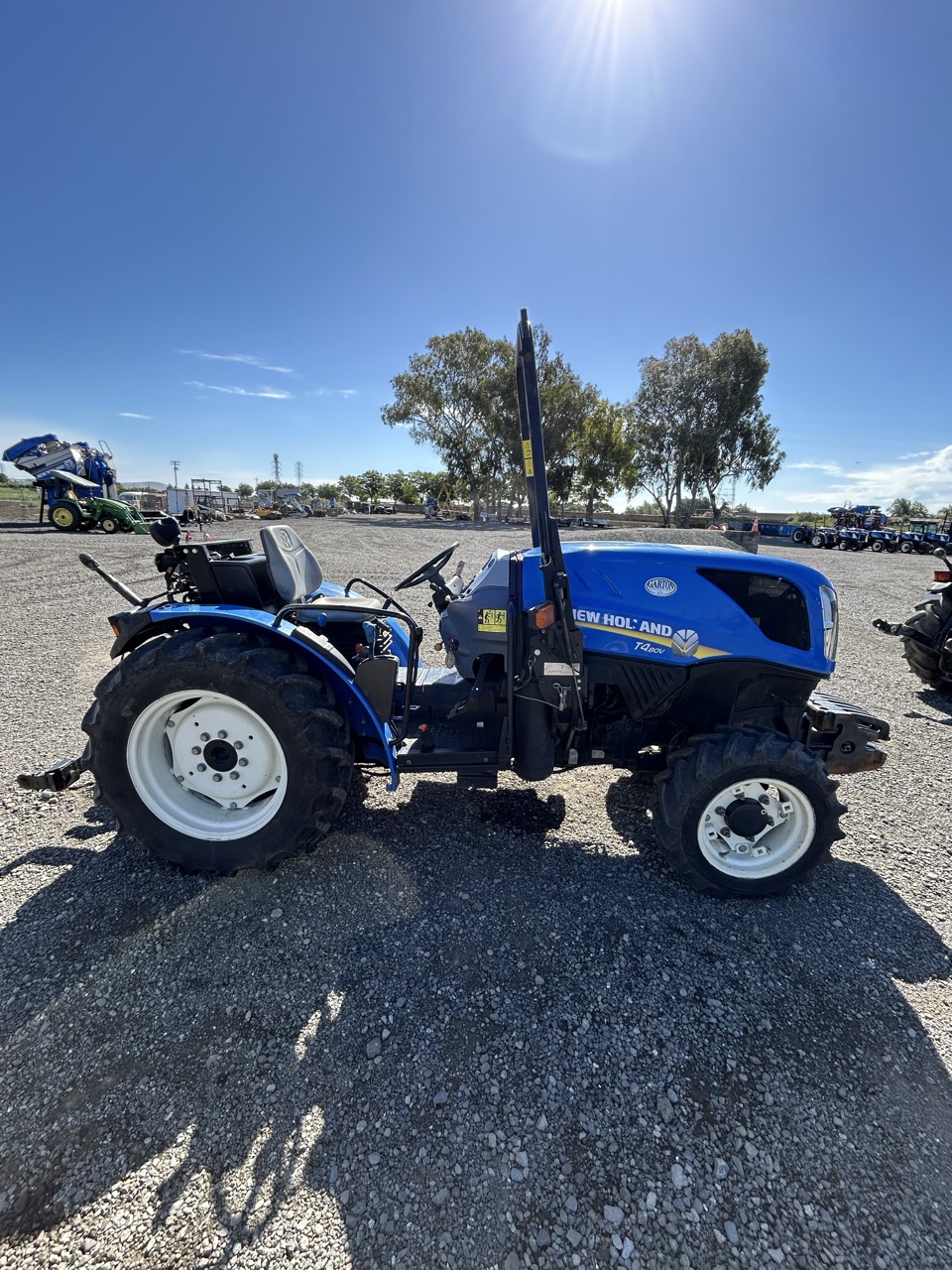 Actual stock photo of New Holland T4.80V4WR, stock 028983