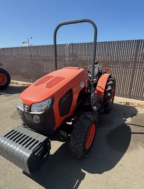 Actual stock photo 2 of Kubota M5N-111HD24, stock 008176
