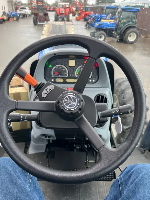 Actual stock photo 4 of 2023 New Holland T6.180 EC, stock 003028