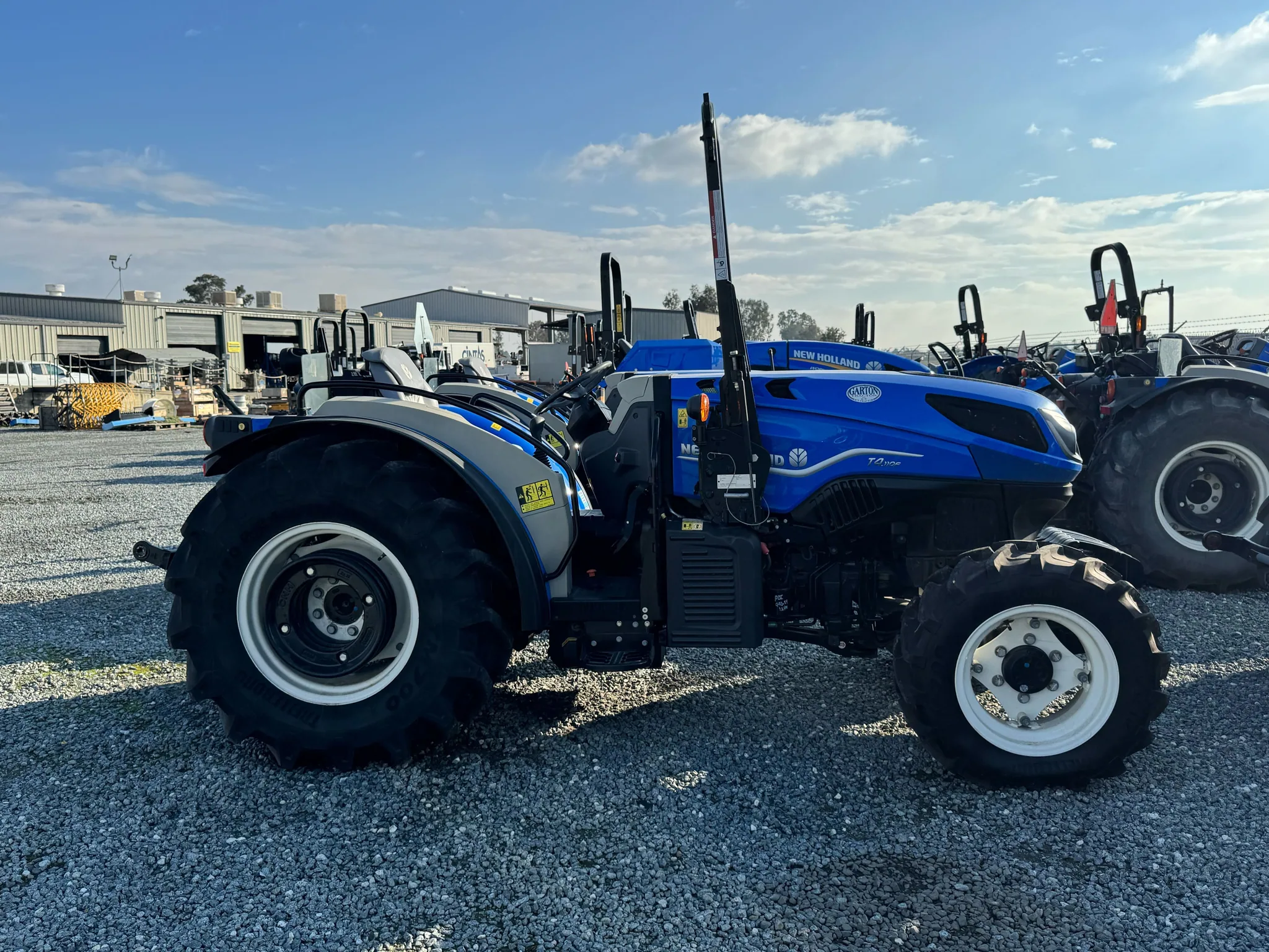 Actual stock photo of New Holland T4.110F T4B, stock 006679