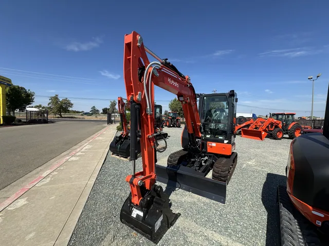 Actual stock photo 2 of Kubota Construction KX040-5R3TP, stock 026688
