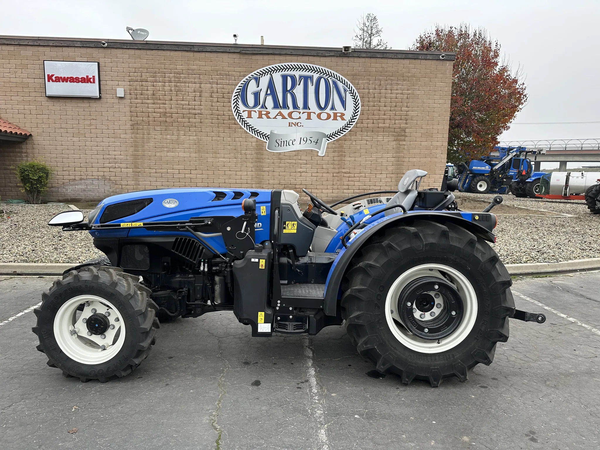 Actual stock photo of New Holland T4.110F T4B, stock 006677