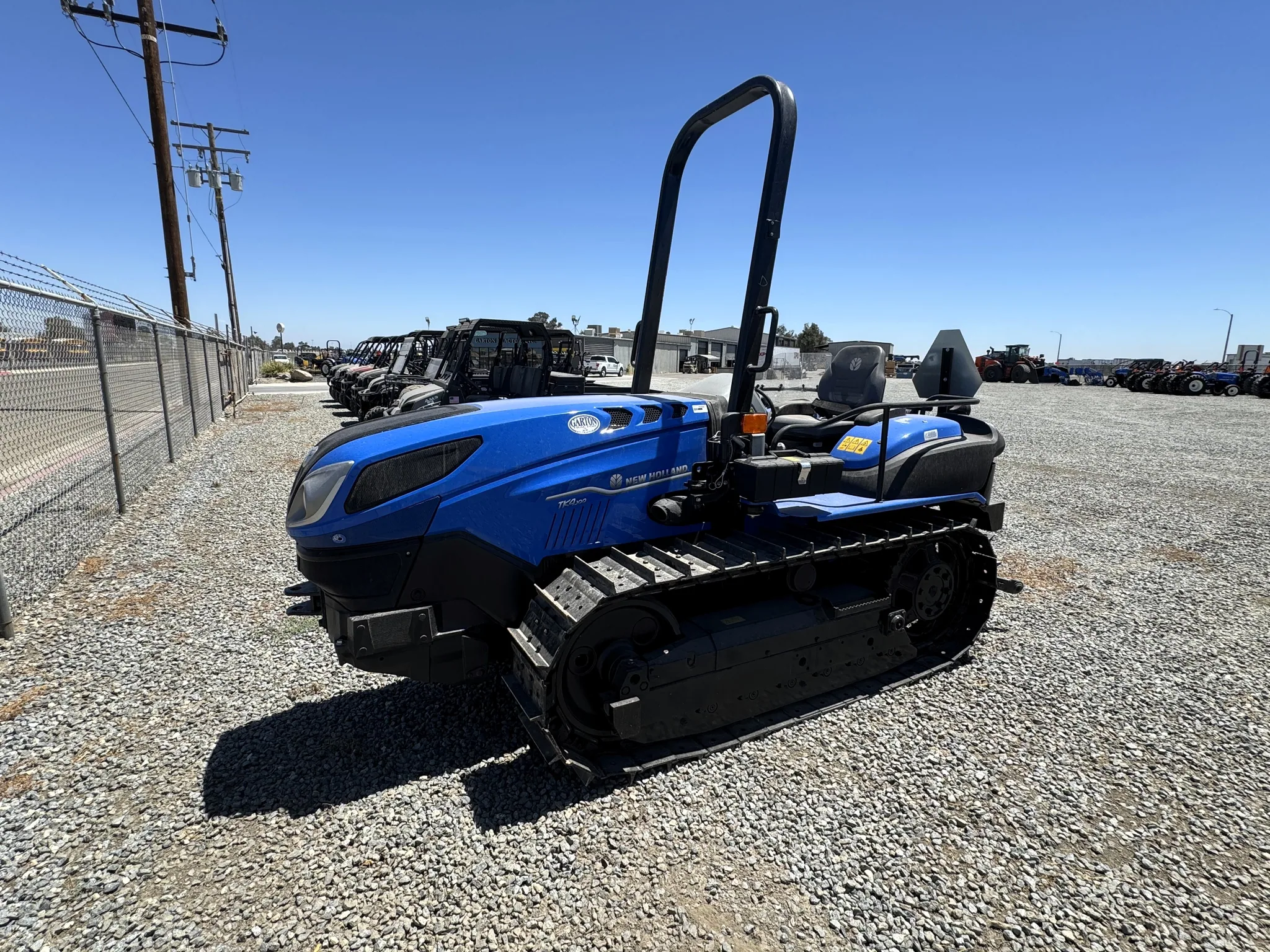 Actual stock photo of New Holland TK4.100 T4B, stock 021791