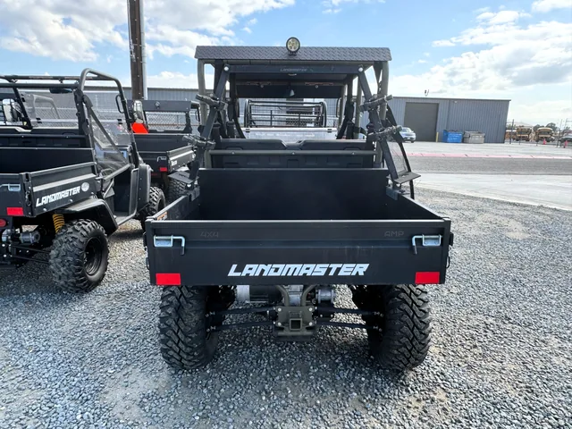 Actual stock photo 3 of 2025 Land Master AMP CR (4X4), stock 026853