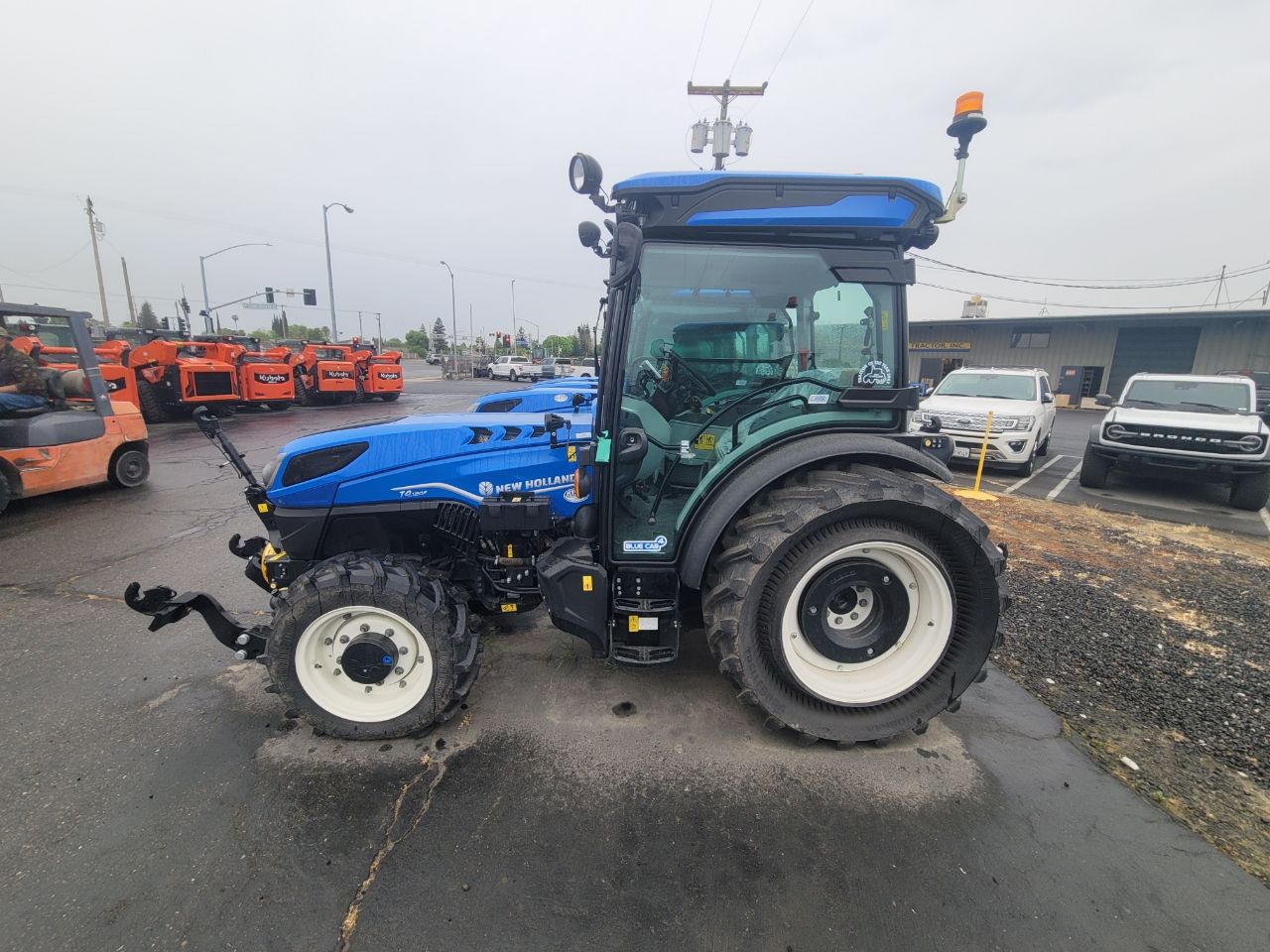 Actual stock photo of New Holland T4.120F T4B, stock 014046