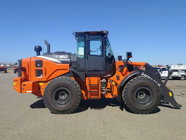 Actual stock photo 3 of Hitachi LANDCROS ZW180-7HL, stock 027740