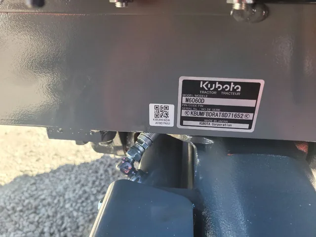 Actual stock photo 3 of Kubota M6060HD, stock 025207