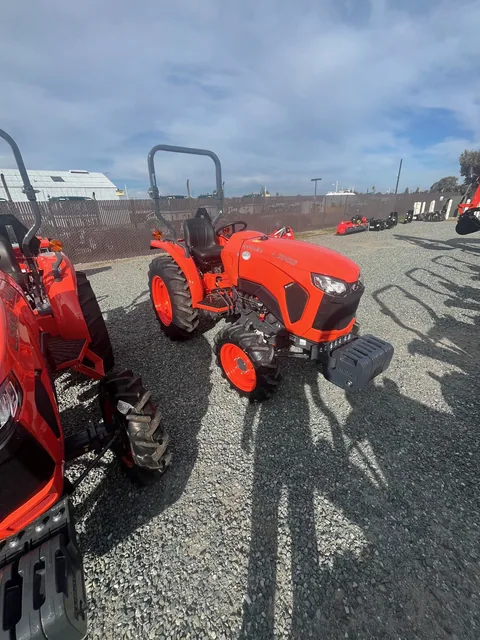 Actual stock photo 3 of 2025 Kubota L2502DT, stock 019950