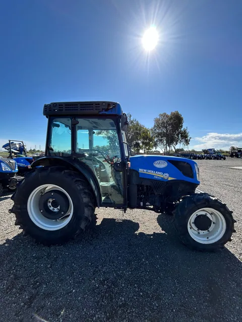 Actual stock photo 2 of 2019 New Holland T4.100F, stock 028981