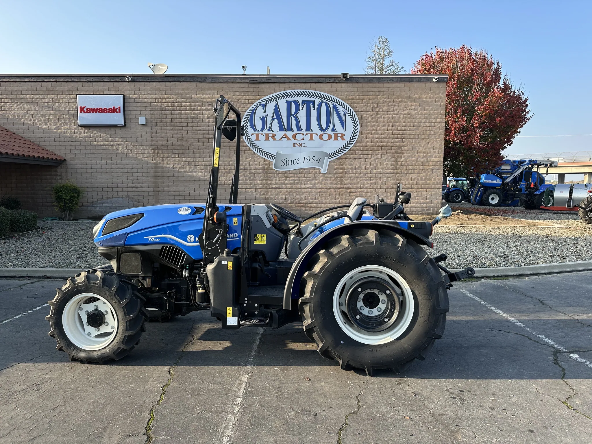 Actual stock photo of New Holland T4.110F T4B, stock 006676