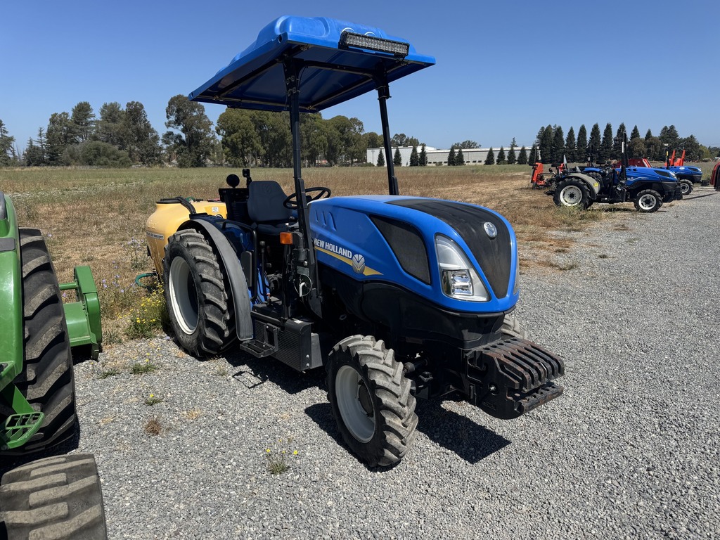 Actual stock photo of New Holland T4.80V4WR, stock 029632