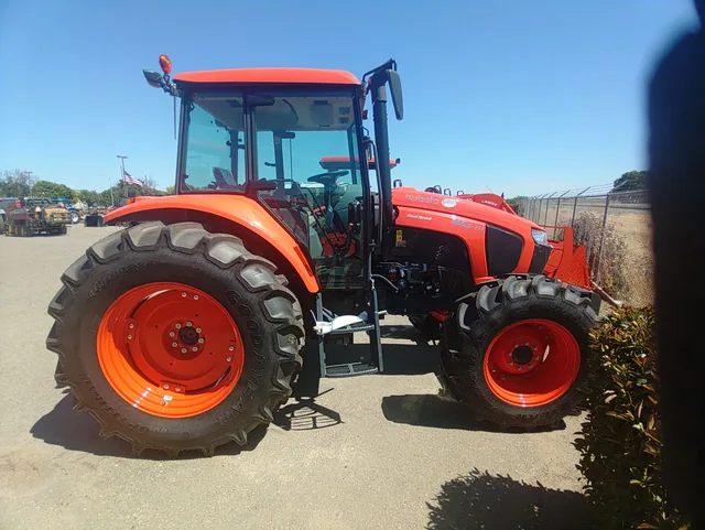 Actual stock photo 5 of Kubota M6S-111SDSC2, stock 023987