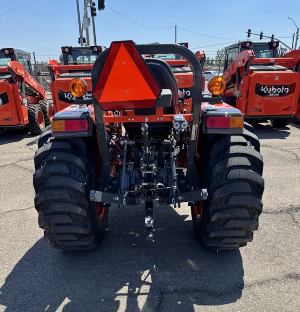 Actual stock photo 4 of Kubota L4802DTN, stock 029148