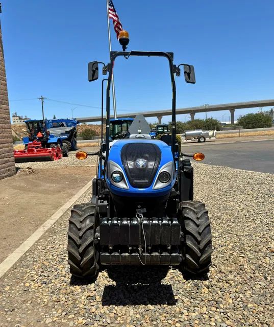 Actual stock photo 4 of New Holland T4.110FS, stock 020242