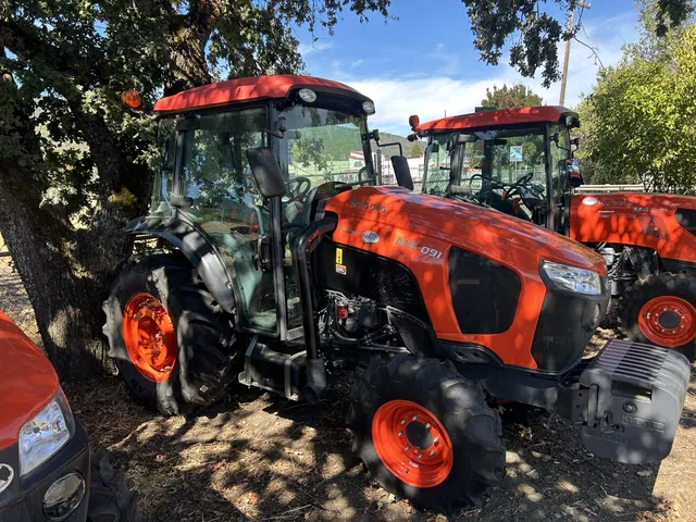 Actual stock photo 2 of 2024 Kubota M5N-091HDC12, stock 003193