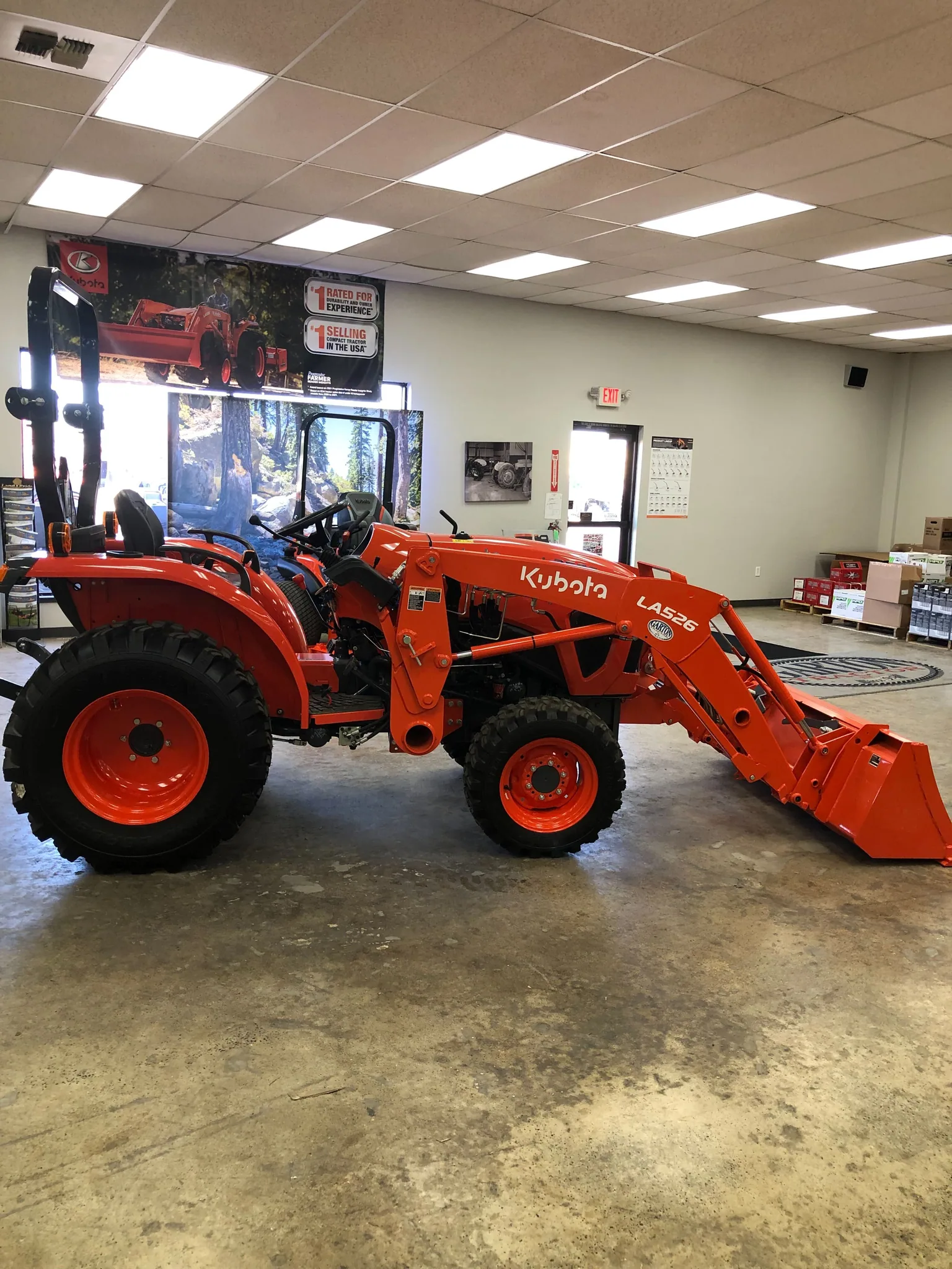 Actual stock photo of Kubota L2502DT, stock 021506