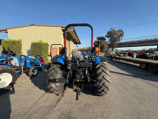 Actual stock photo 2 of New Holland WMR 120, stock 027347