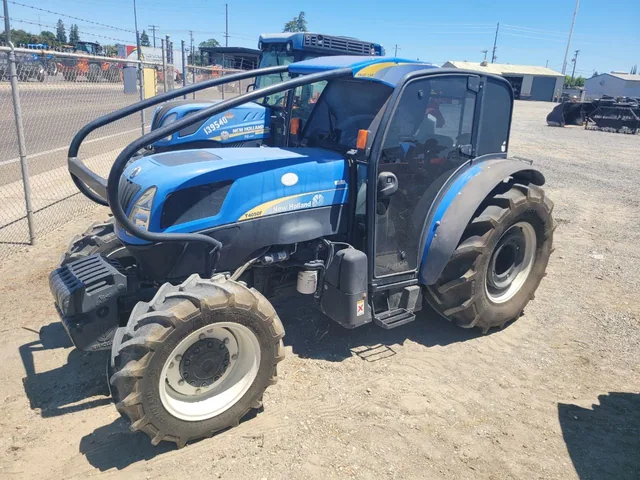 Actual stock photo 5 of 2011 New Holland T4050F4WR, stock 021325