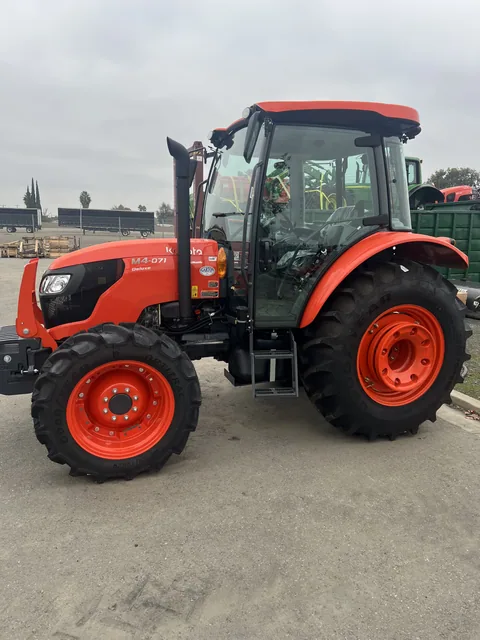 Actual stock photo 2 of 2025 Kubota M4D-071HDC12, stock 022461