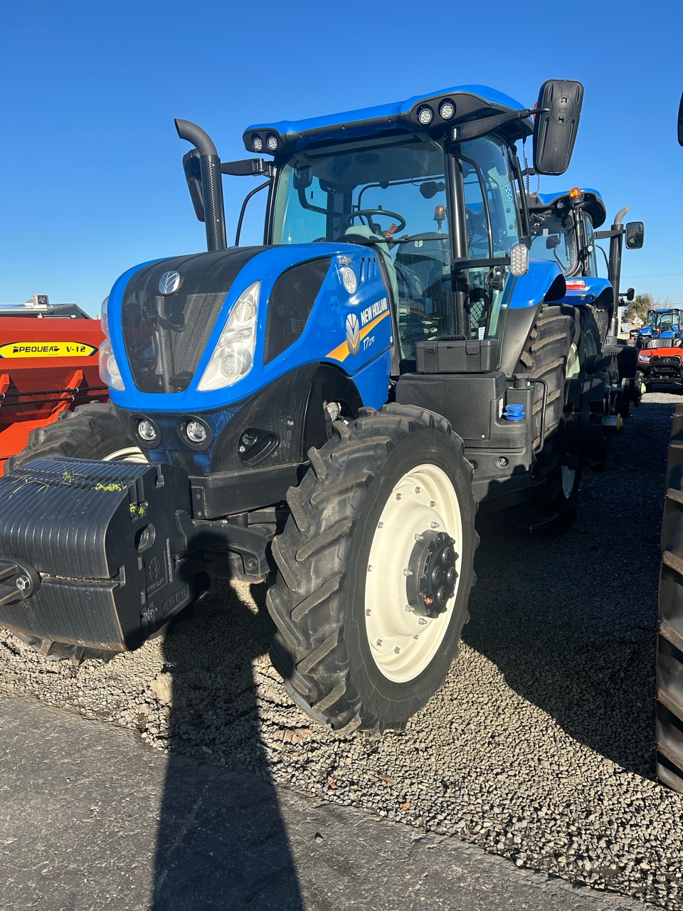 Actual stock photo of New Holland T7.270 CVT, stock F95211
