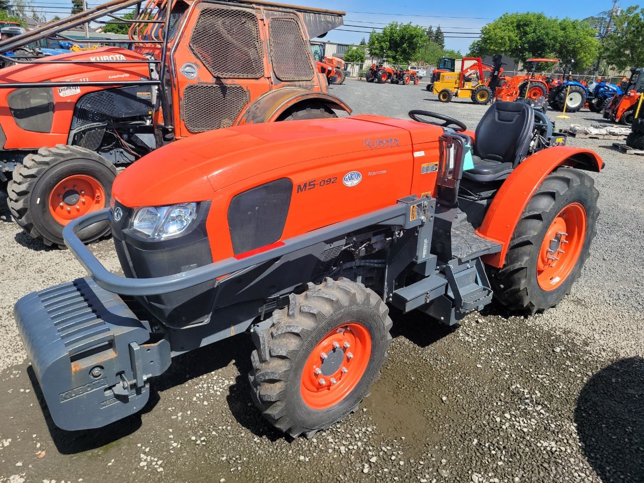 Actual stock photo of Kubota M5N-092HD12, stock 005403