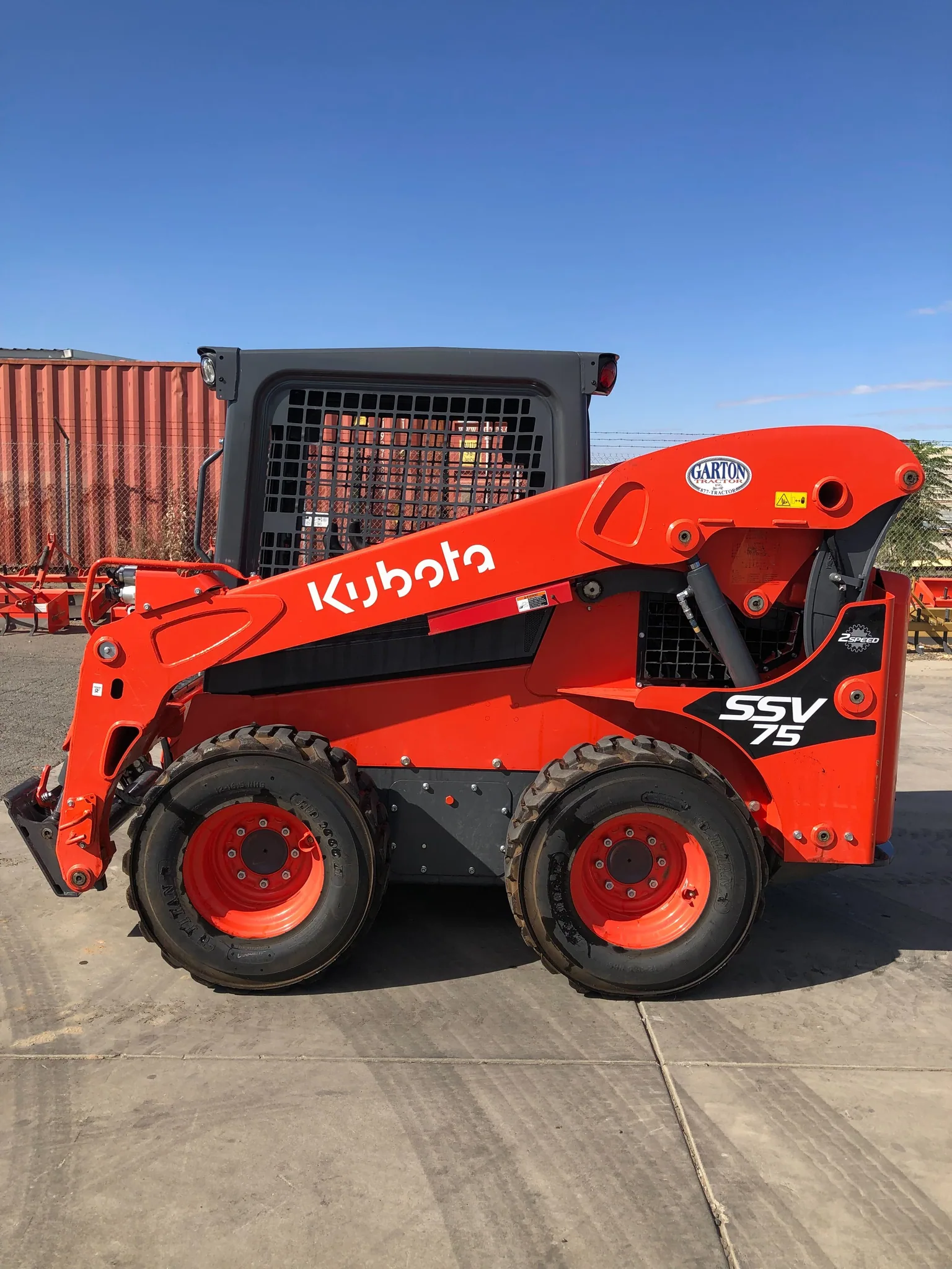 Actual stock photo of Kubota Construction SSV75H, stock 020383