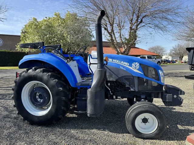 Actual stock photo 3 of 2016 New Holland T4.120, stock 003845