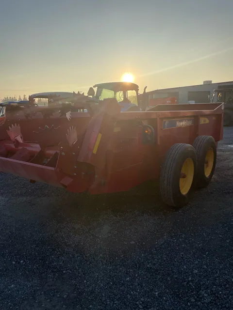 Actual stock photo 4 of New Holland 195MBS, stock N90953