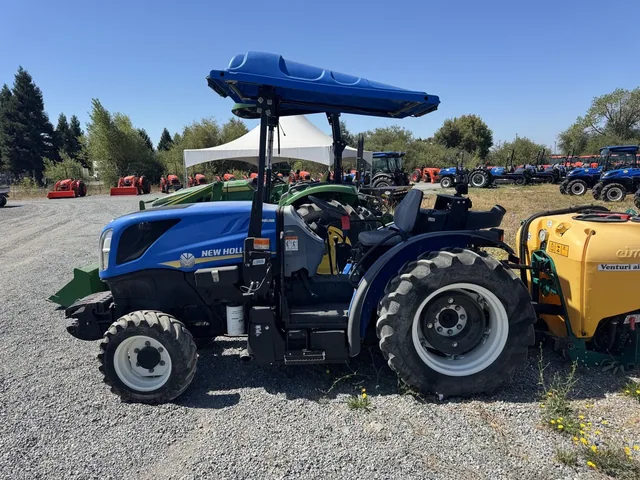 Actual stock photo 3 of 2017 New Holland T4.80V4WR, stock 029632