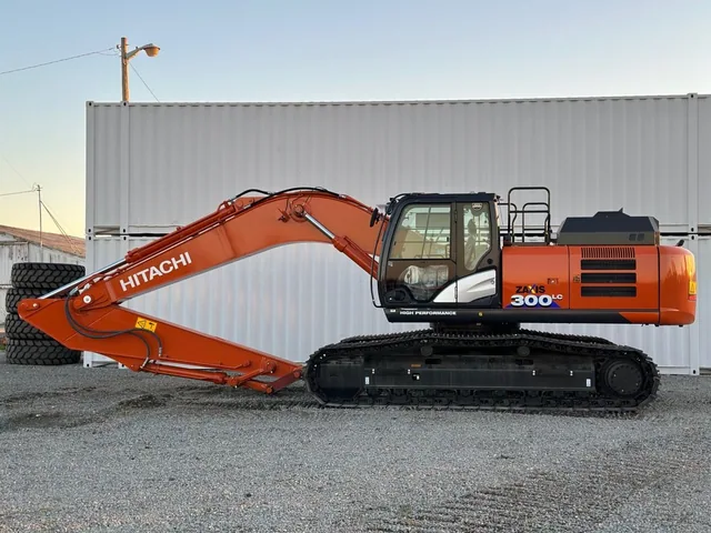 Actual stock photo 3 of Hitachi LANDCROS ZX300LC-6, stock 004881