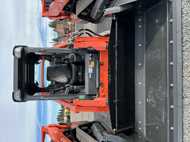 Actual stock photo 2 of Kubota Construction SVL75-3, stock 021107