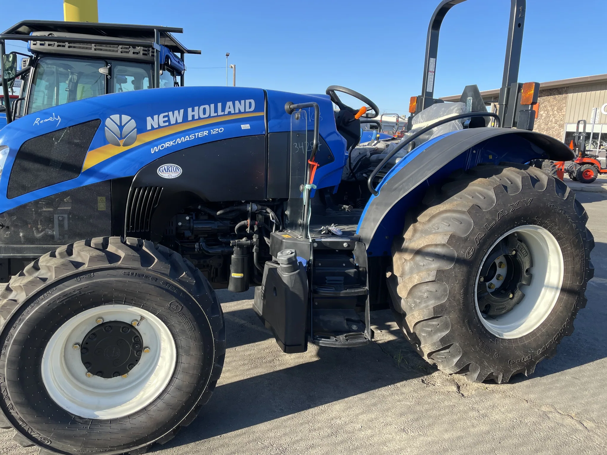 Actual stock photo of New Holland WMR 120, stock 028817