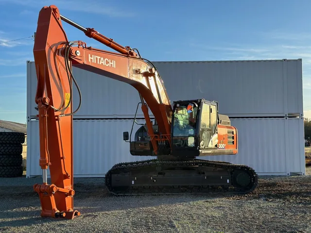 Actual stock photo 2 of Hitachi LANDCROS ZX300LC-6, stock 004882