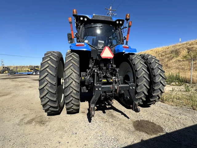 Actual stock photo 4 of 2023 New Holland T7.230 PCSW, stock F92504