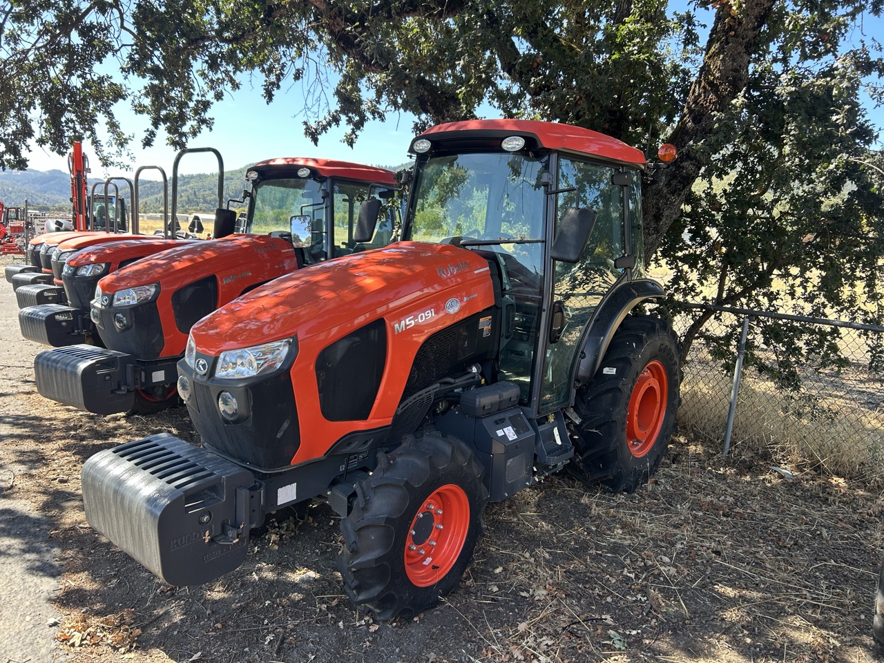 Actual stock photo of Kubota M5N-091HDC12, stock 003193