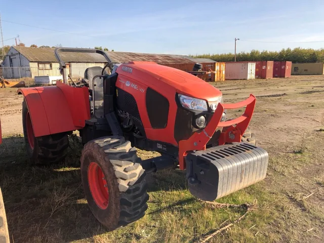 Actual stock photo 4 of Kubota M6L-111SDS, stock C91416